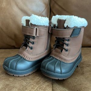Cat & Jack boots. Size 6. Worn twice